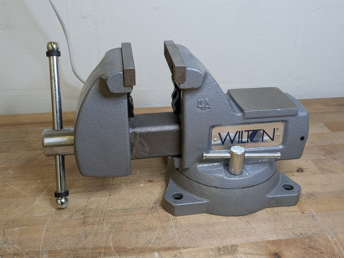 Wilton Mechanics Bench Vise w/ Swivel Base 4" Jaw Width 4-1/2" Opening