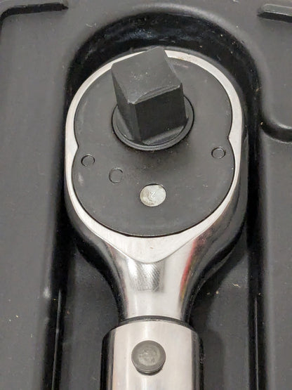 CDI Micrometer Torque Wrench: 1/2" Drive, 24-13/32" OAL 2503MFRMH USED