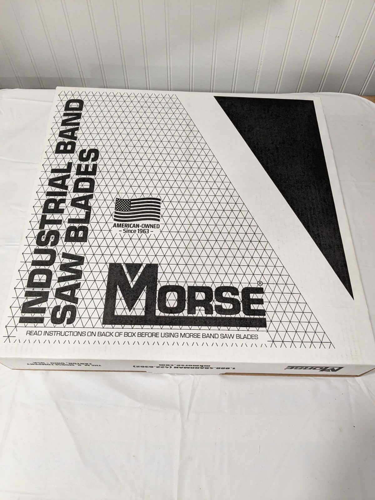 M.K. Morse Welded Bandsaw Blade 10' 10-1/2 L, 1" W, 10- 14 TPI Qty 2 3955131304