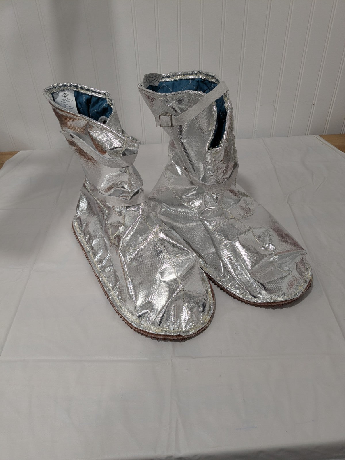 National Safety Apparel Aluminized Overshoe: X-Large Plain Toe, Silver L68FA01XL