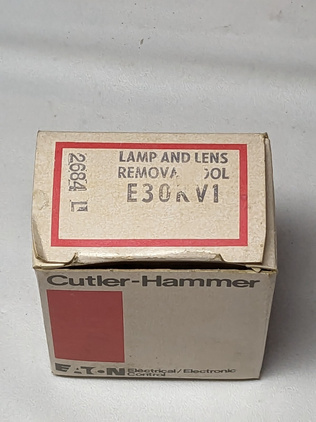 Cutler-Hammer Series E30 Pushbutton Lamp & Lens Removal Tool E30KV1