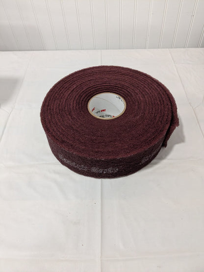 3M Non-Woven Roll: Aluminum Oxide, 3" Wide, 30' Long 7010309558