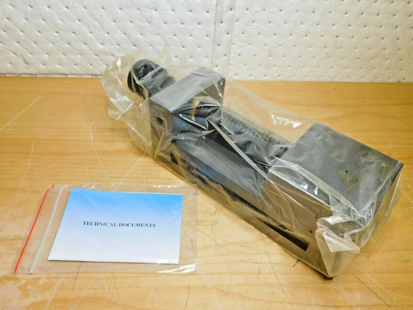 Interstate Toolmaker's Vise 3-15/16" W x 1.7" H x 5" Opening