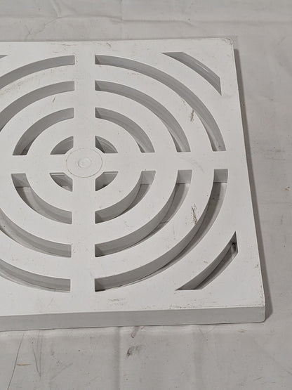 Jones Stephens Pvc Full Top Grate 3/4" X 9-1/8" X 9-1/8" S59010