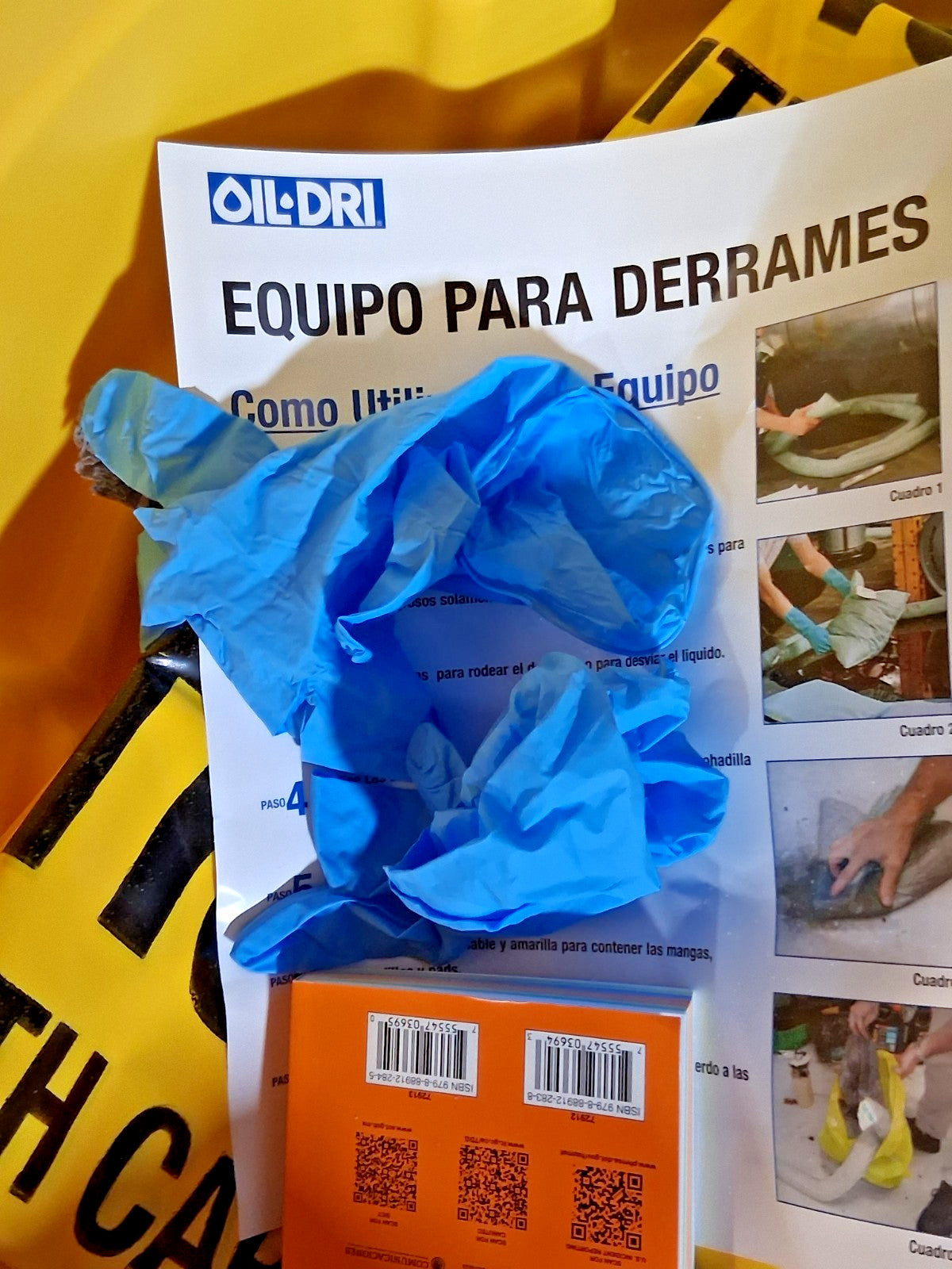 Oil-Dri 20 Gal Capacity Universal Spill Kit L90410