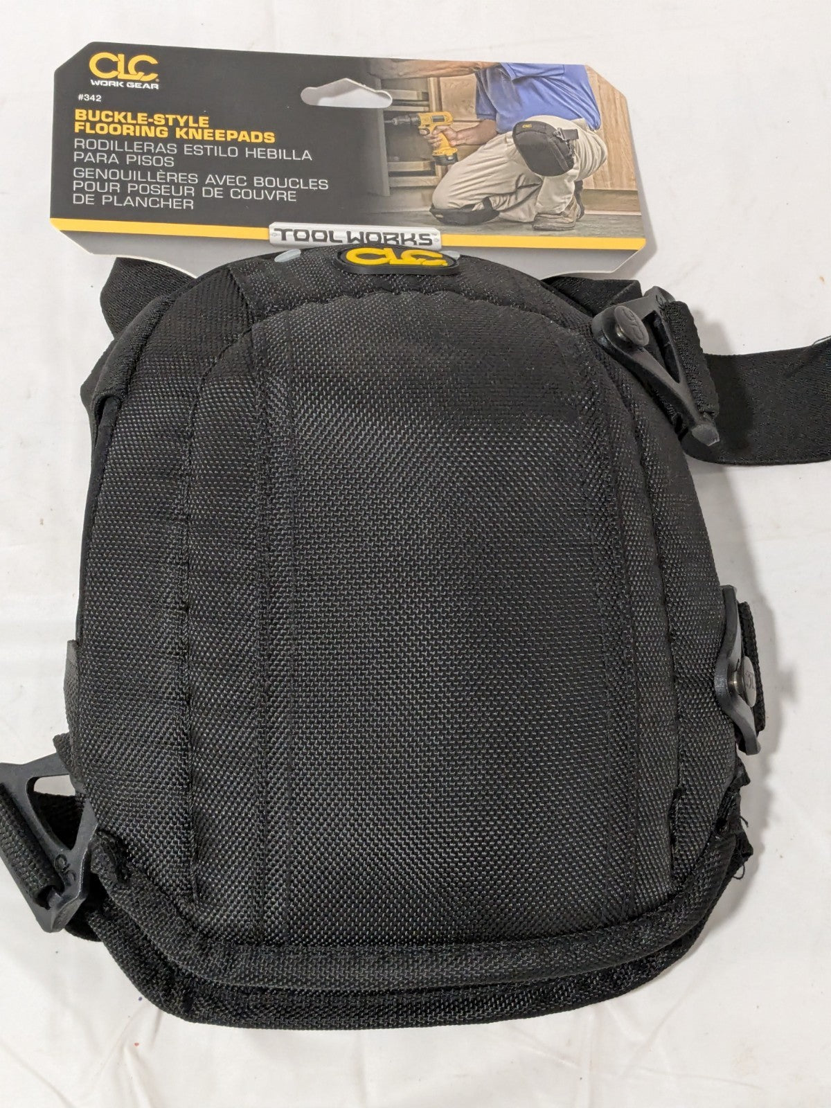 CLC 1 Pair Knee Pads: 2 Strap, Polyester Cap, Buckle Closure, Universa 342