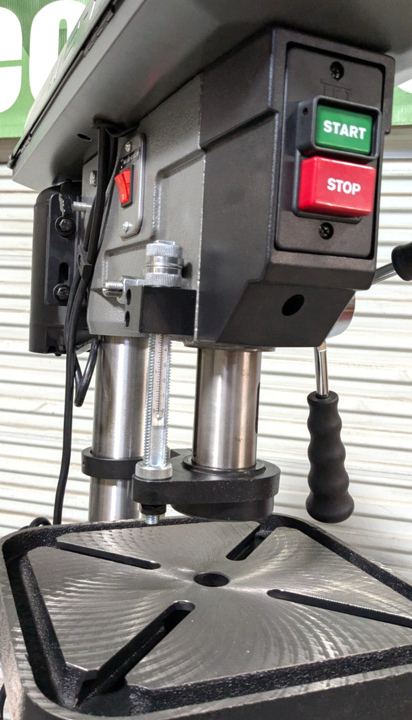 JET J-2500 15" Drill Press - 115 / 230 Volt - 3/4hp - 354400  *Scratch &amp