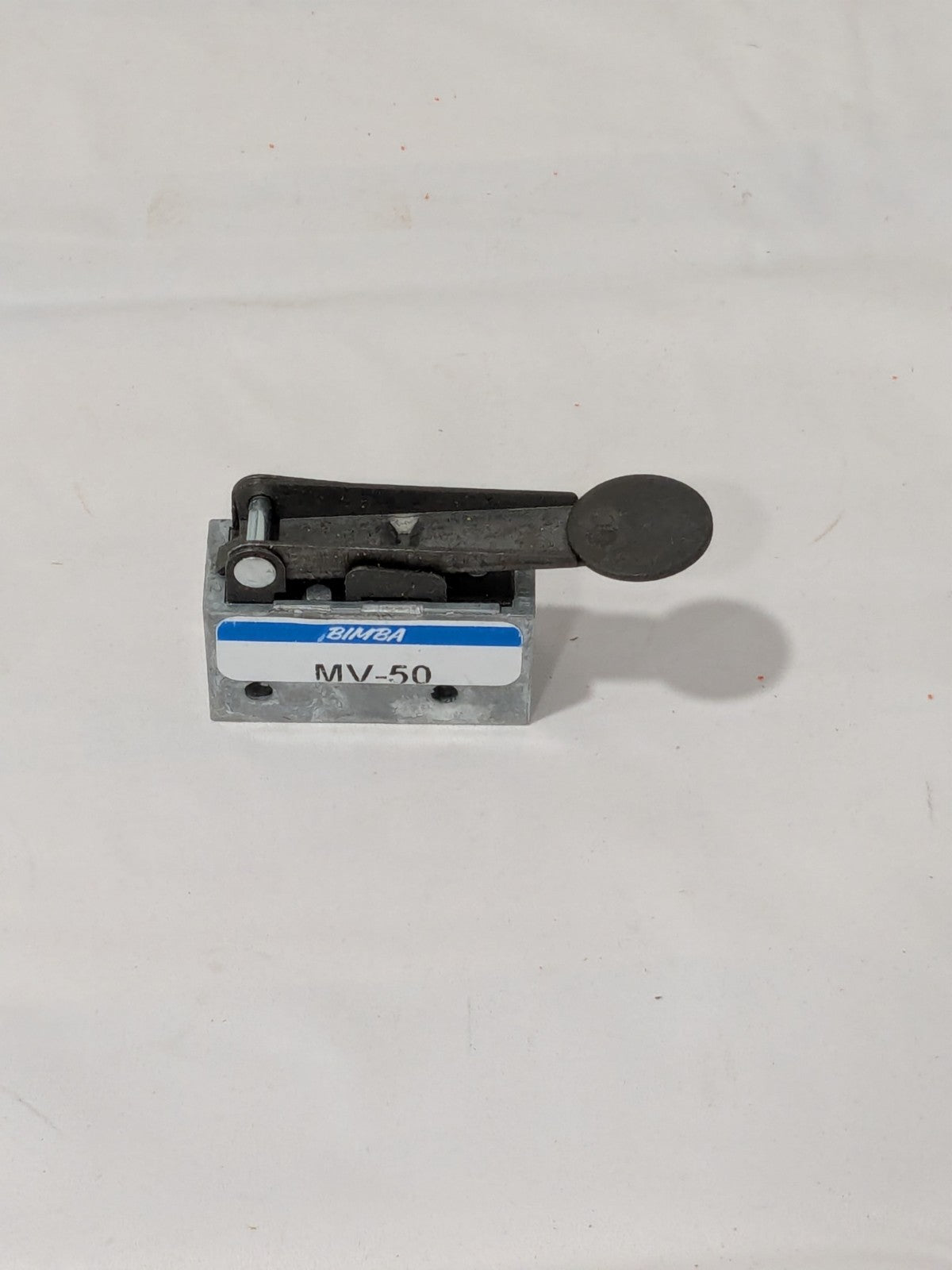 Bimba Mechanically Operated Valve: 3-Way Pilot, Fingertip Lever Actuator MV-50