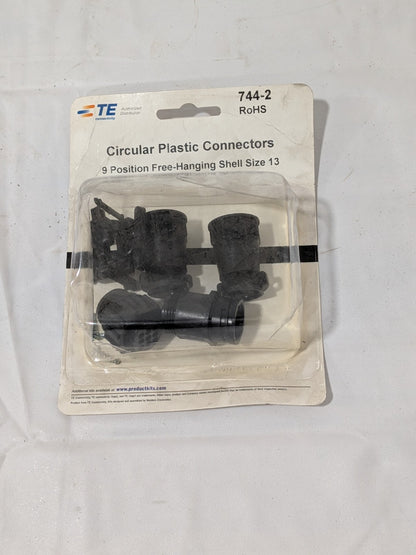 TE Connectivity Panel Mount Plug and Receptacle Kit 744-2