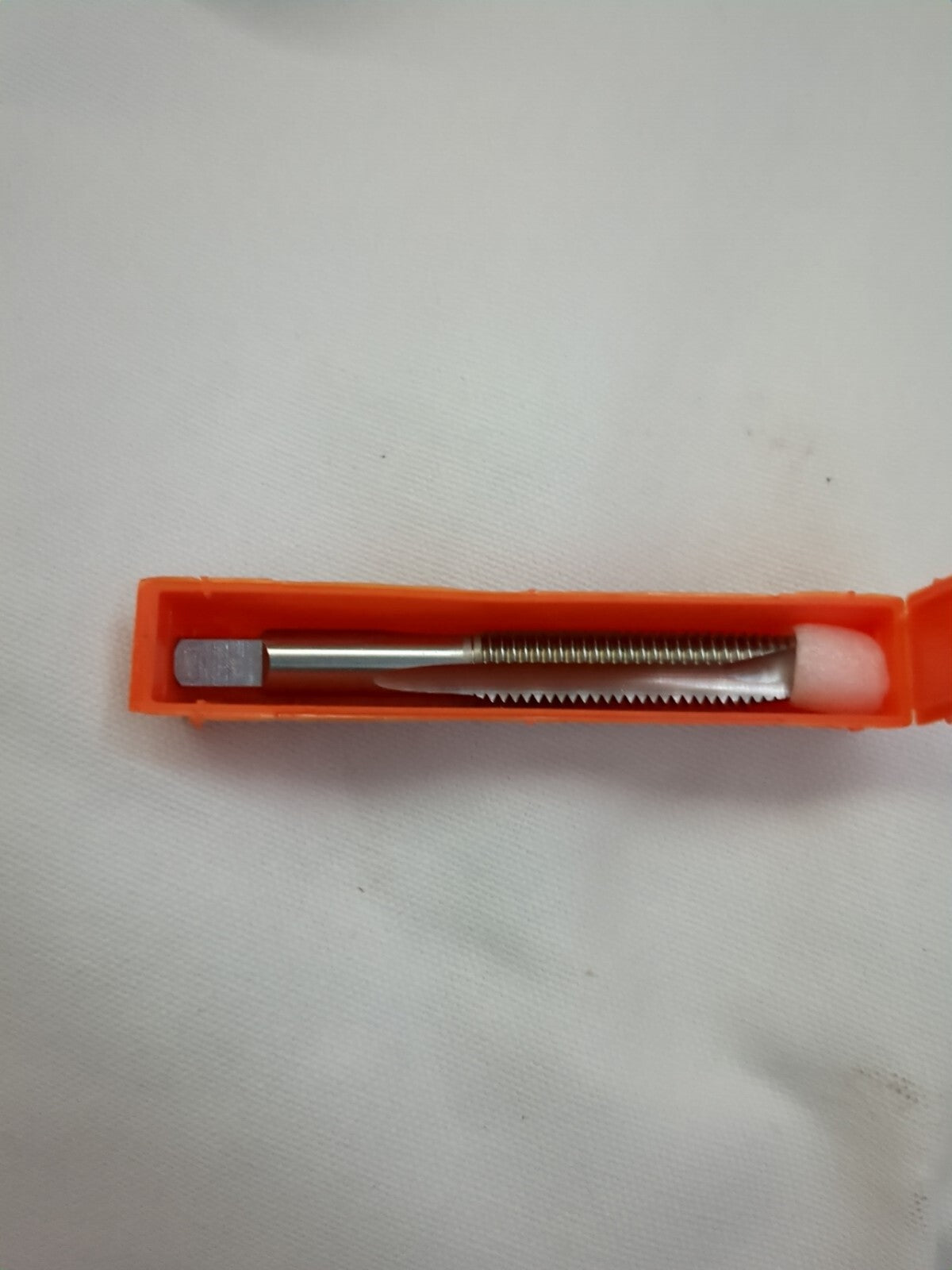 HERTEL Spiral Point STI Tap: 3/8-16 UNC, 3 Fl hss K007074AS