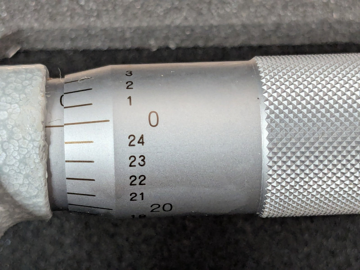 Mitutoyo 16"-20" Wide Range Outside Micrometer W/BROKEN RATCHET STOP 104-153