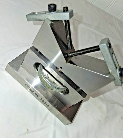 SPI V-Block 5" Max Capacity, 120° V Angle 1-3/4" OAW 3-9/16" OAH 91-300-4
