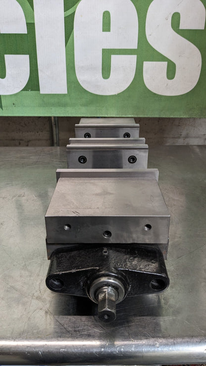 Machine Vise 4" Jaw Opening Horizontal Stationary Base 2" Jaw Height Incomplete