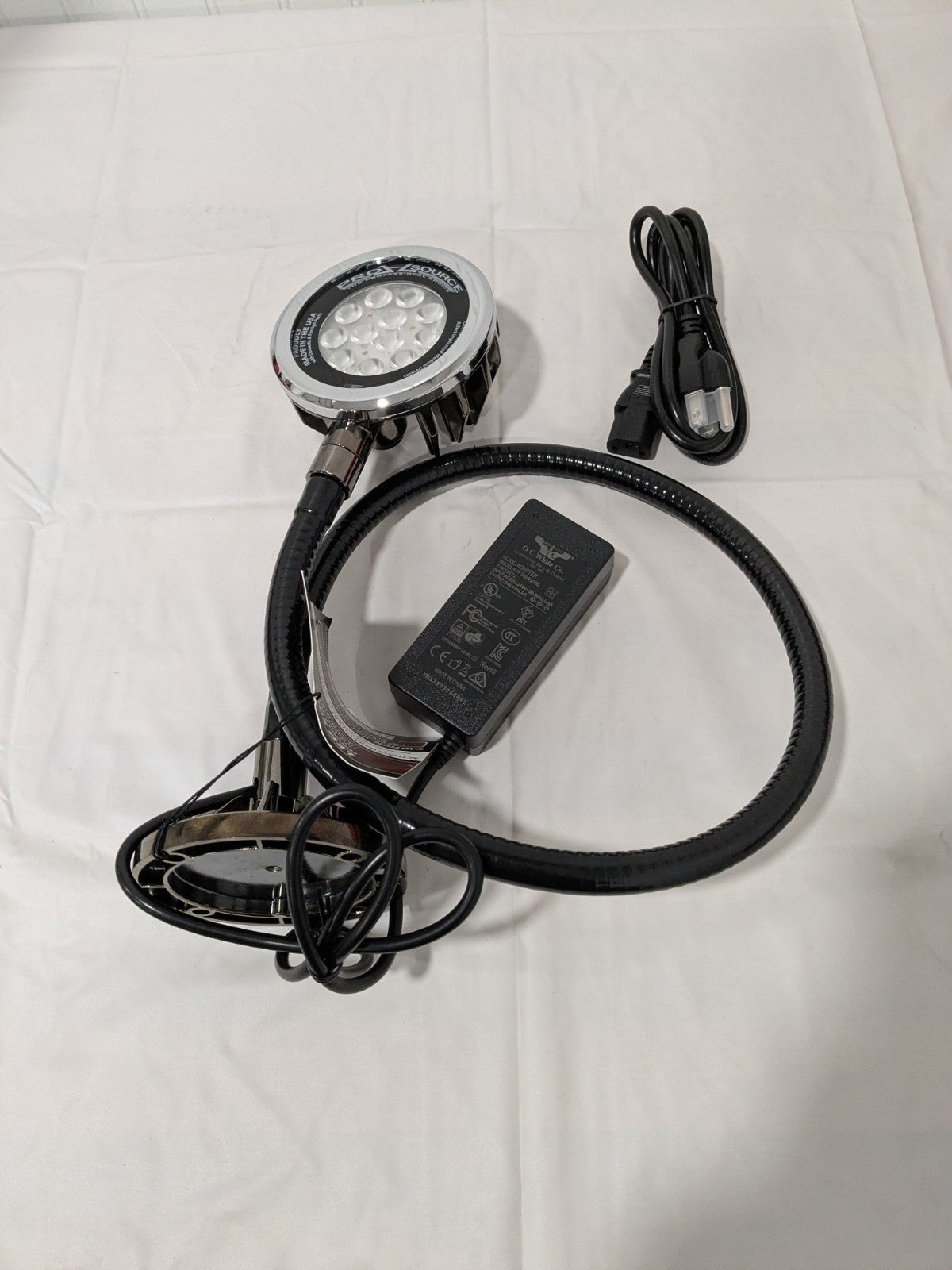 PRO-SOURCE 33" 100-240V LED Spot-Light W/Gooseneck PS-SLSD3330120V