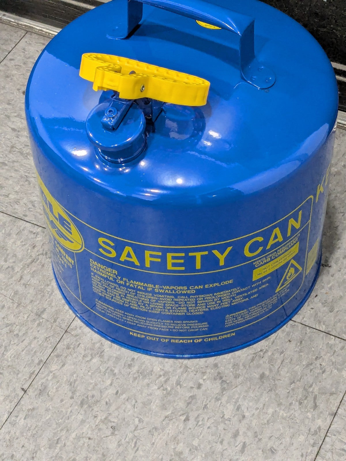 Eagle Safety Can: 5 gal, Steel 13-1/2" High, 12-1/2" Dia UI50SB