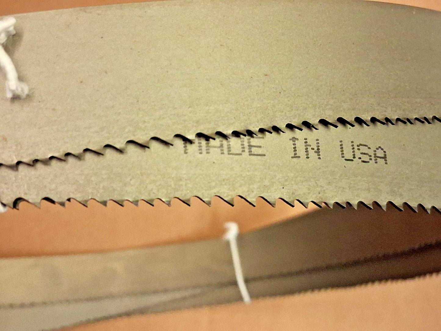 Lenox Welded Bandsaw Blade 10ft Long x 1" W x 6 to 10 TPI 87885CLB103050