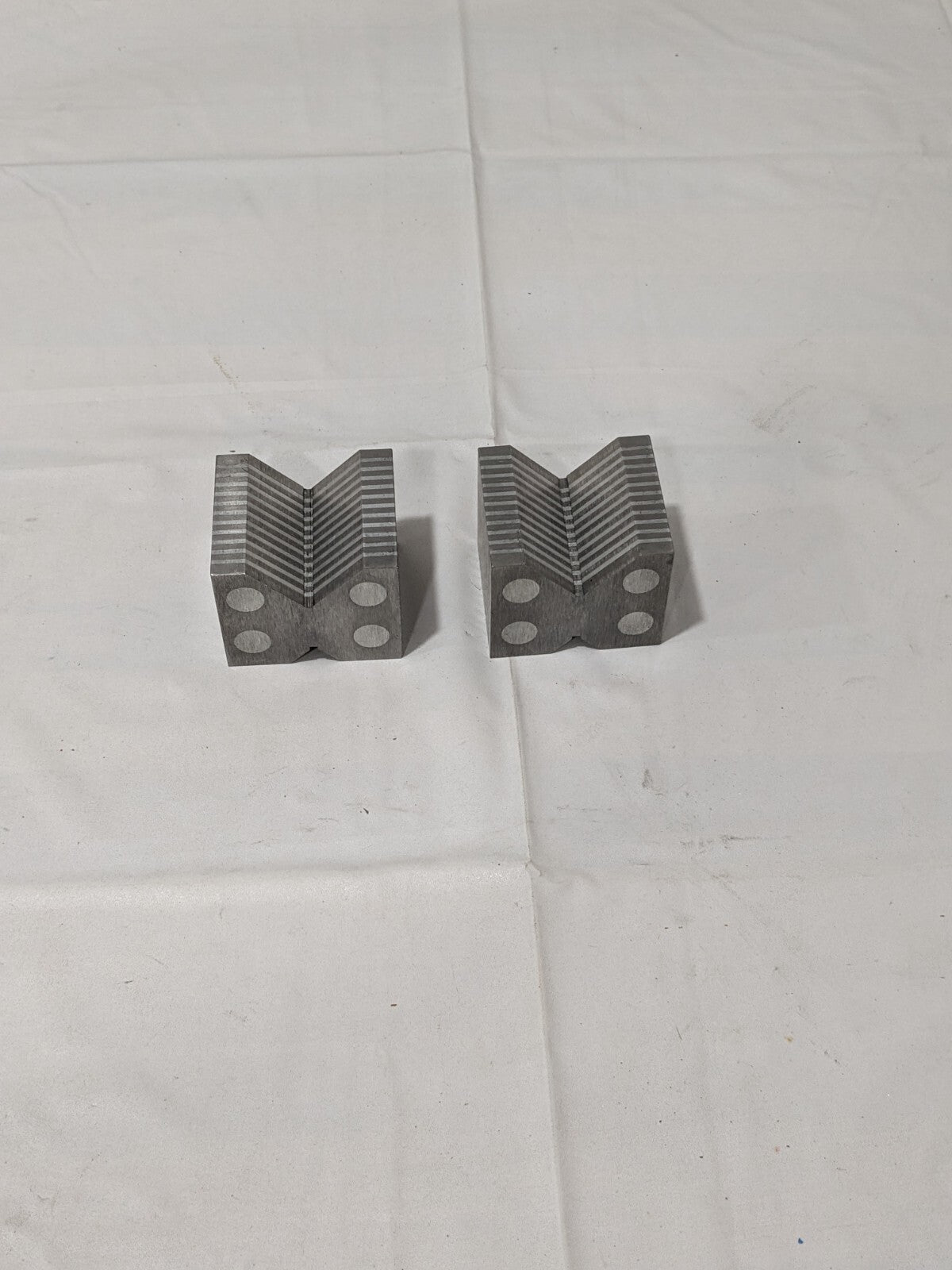 V-Block: 1-5/16" Max Capacity, 90° V Angle 285-2100 PARALLELS NOT INCLUDED