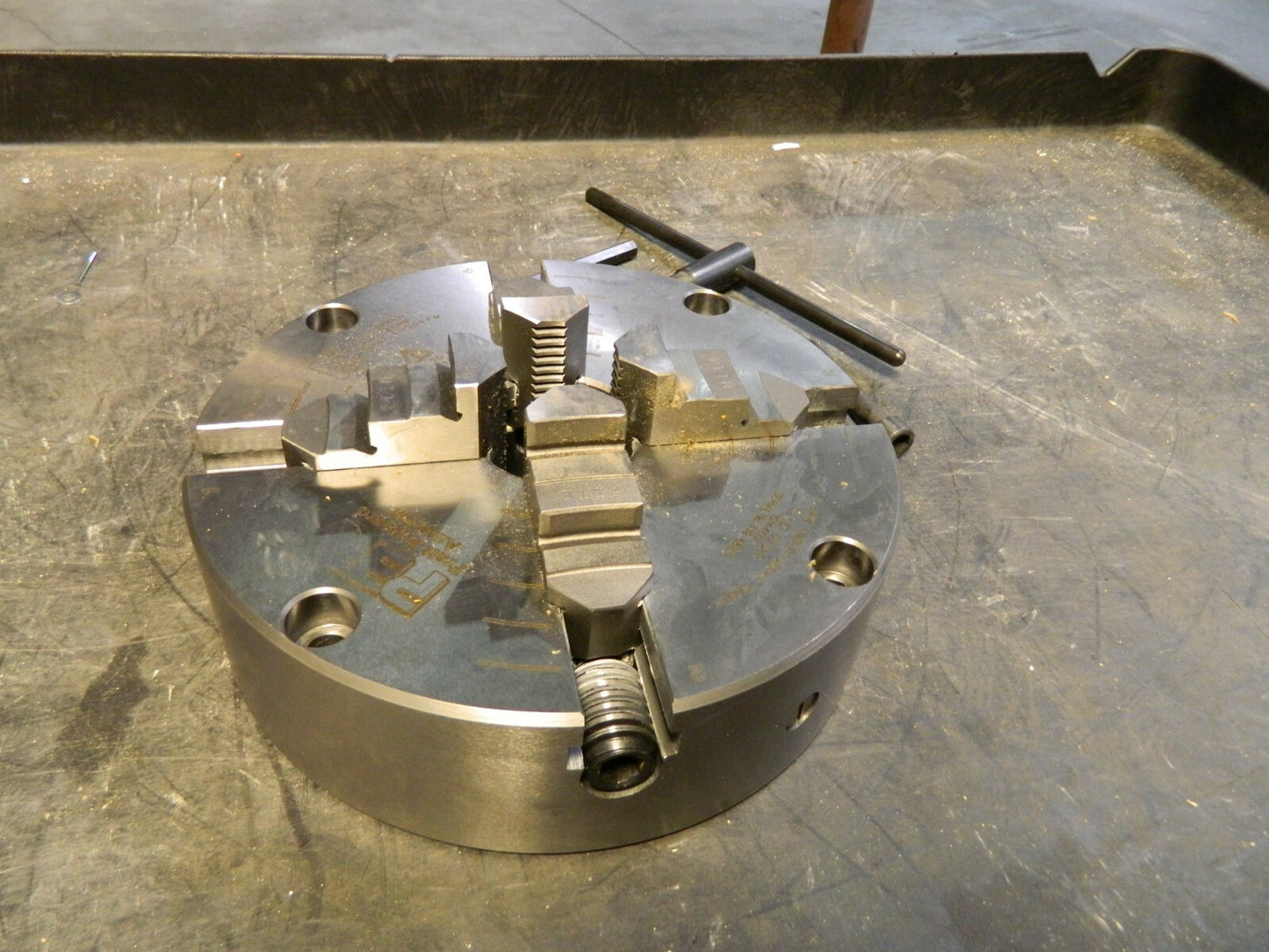Pratt Manual Lathe Chuck: 4 Jaws, 9.84" Dia, Independent 1014400