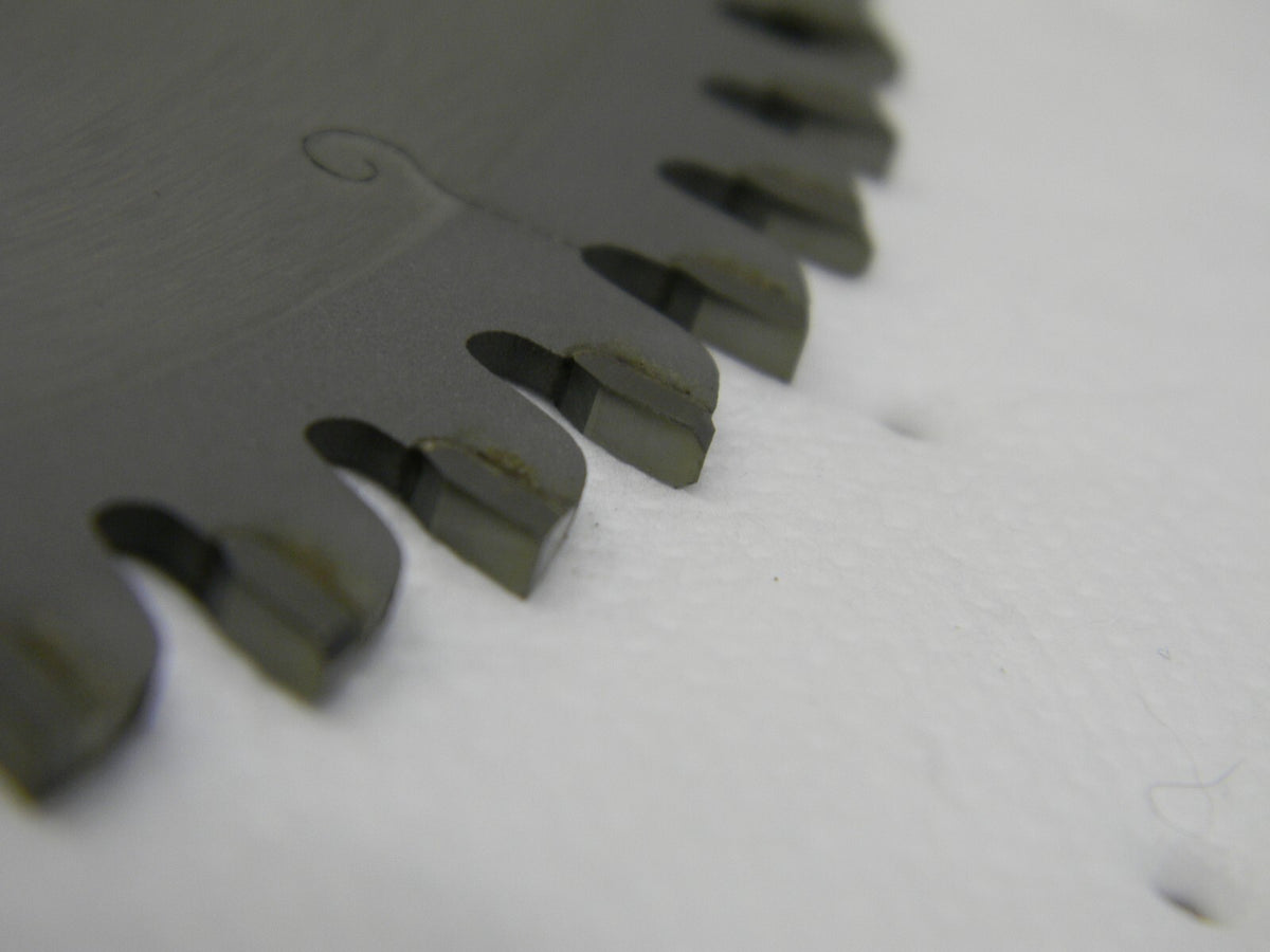ENOX 7-1/4 Diam, 5/8 Arbor Hole Diam, 60 Tooth  Saw Blade 21882AL714060CT