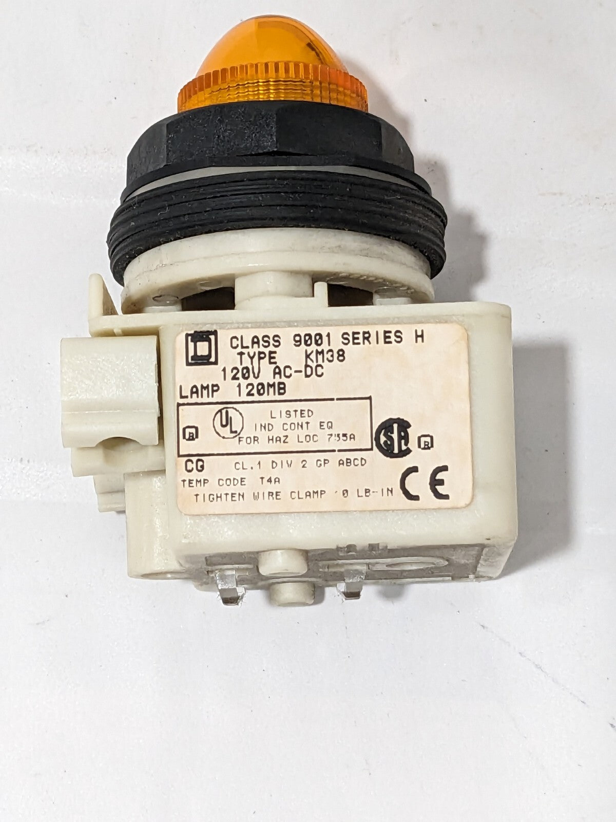 Square D Standard Octagonal Pilot Light 120 VAC/VDC Amber Lens 9001-SKP38A9