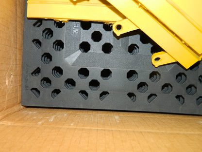 WEARWELL Anti-Fatigue Mat: 66" Long, 27" Long, 5/8 Thick, Vinyl 544.58X27X66BYL