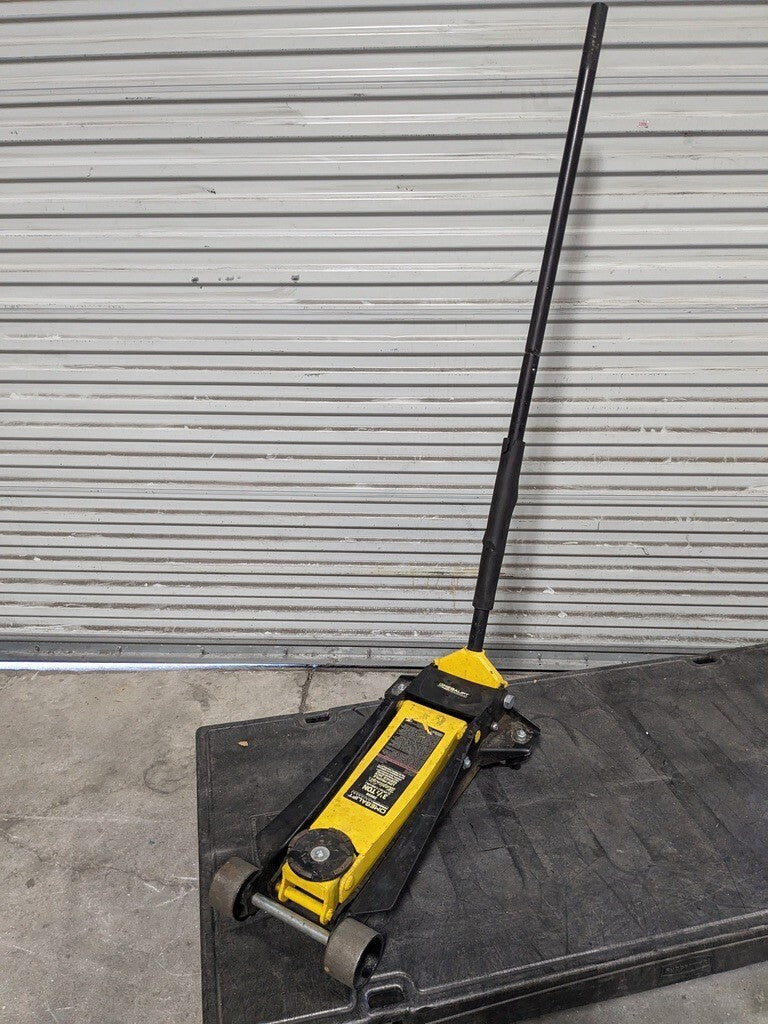 OMEGA LIFT EQUIPMENT 3.5 Ton Capacity Service Floor Jack 29038