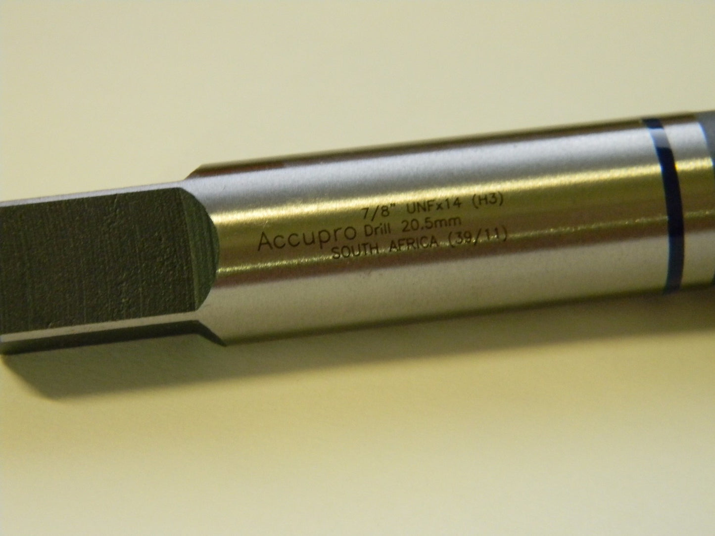 Accupro Spiral Tap Blue Band 7/18"-14 UNF H3 4FL HSS #09224791