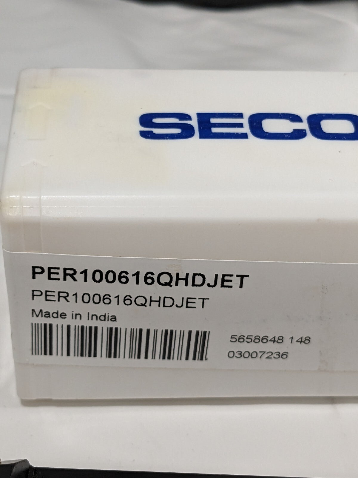 SECO Indexable Threading Toolholder: External, RH, 1 x 1" Shank 03007236