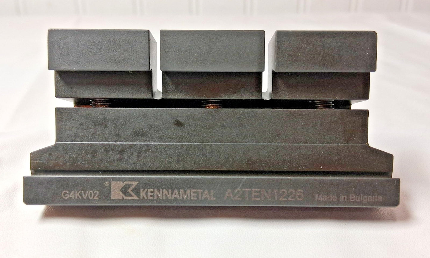 Kennametal Indexable Cutoff Tool A2TEN 26mm Blade H 3.39" OAL 1.57" OA