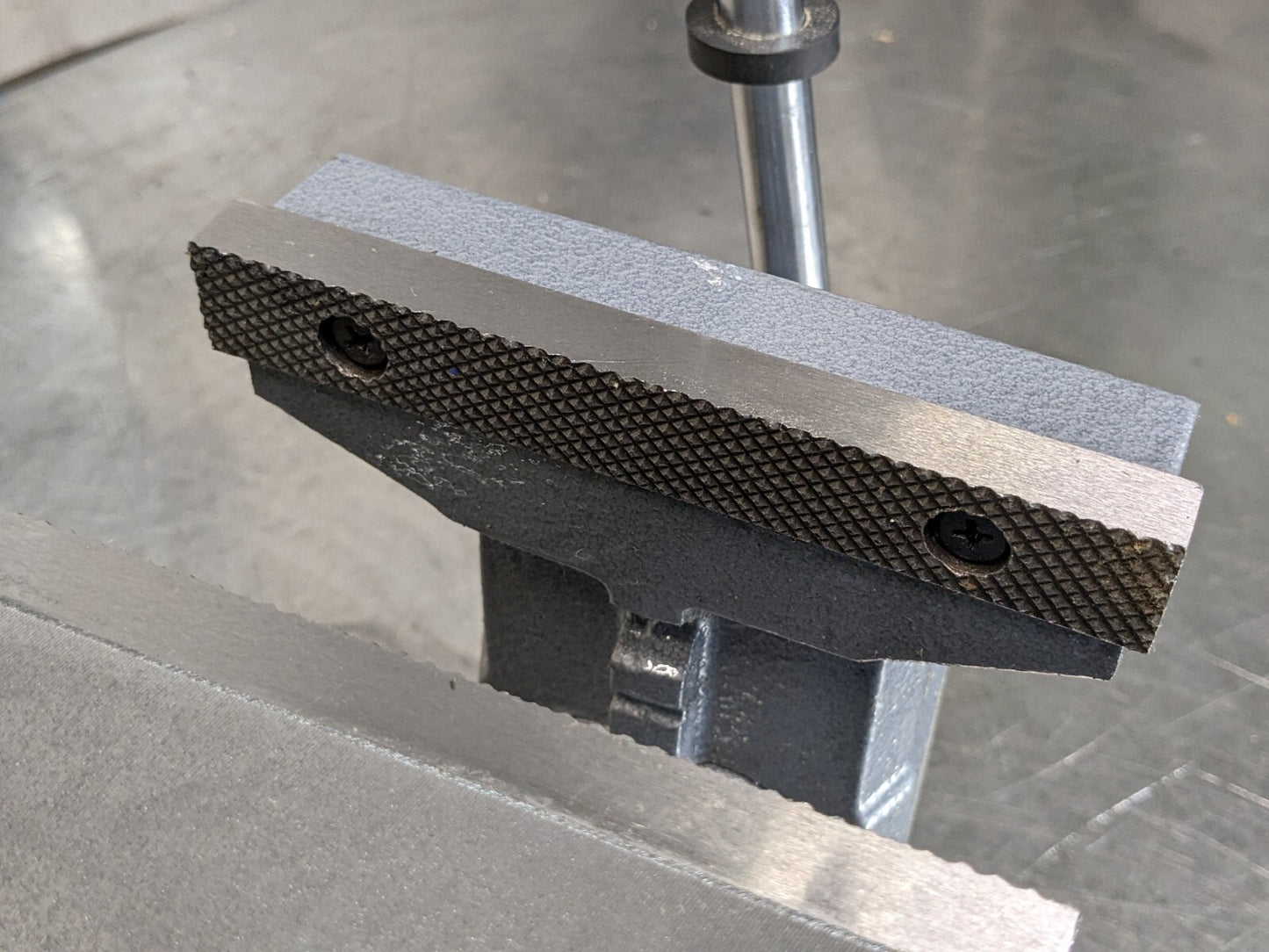 Wilton Reversible Bench Vise w/ Swivel Base 5-1/2 Jaw Width 28821 Parts / Repair