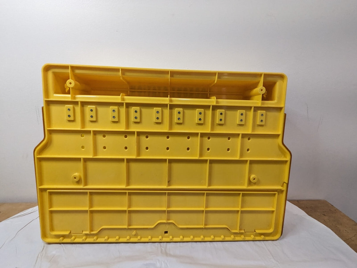 PRO-SAFE Electrical & Valve Lockout Station Polycarbonate BD-B1100 BROKEN CA
