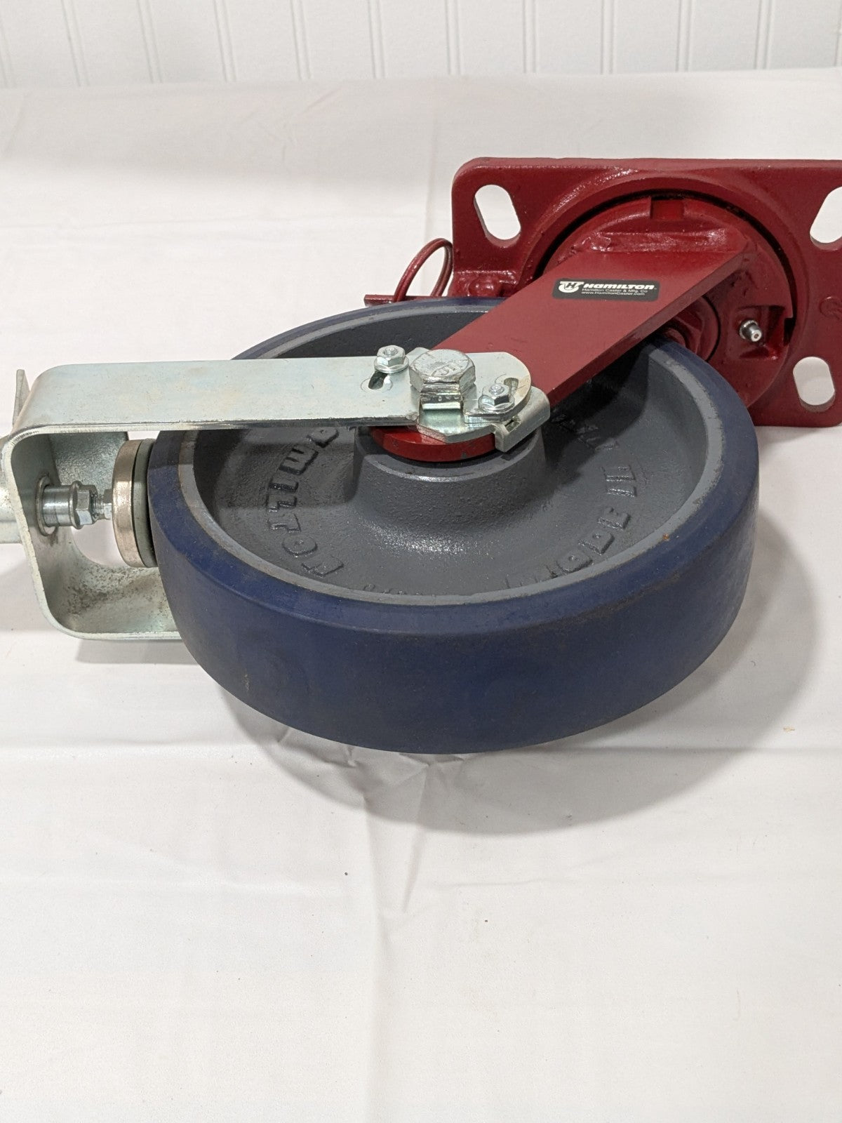 HAMILTON Swivel Top Plate Caster Polyurethane, 8" Dia, 2" Width S-HS-8SPB-4SL-ZB
