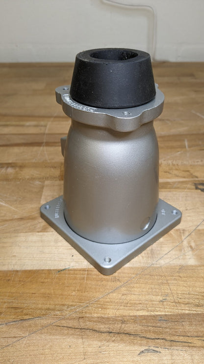 Russell &amp; Stoll 3437 100 Amp 480 VAC 2P3W Plug Pin &amp; Sleeve Receptacle N