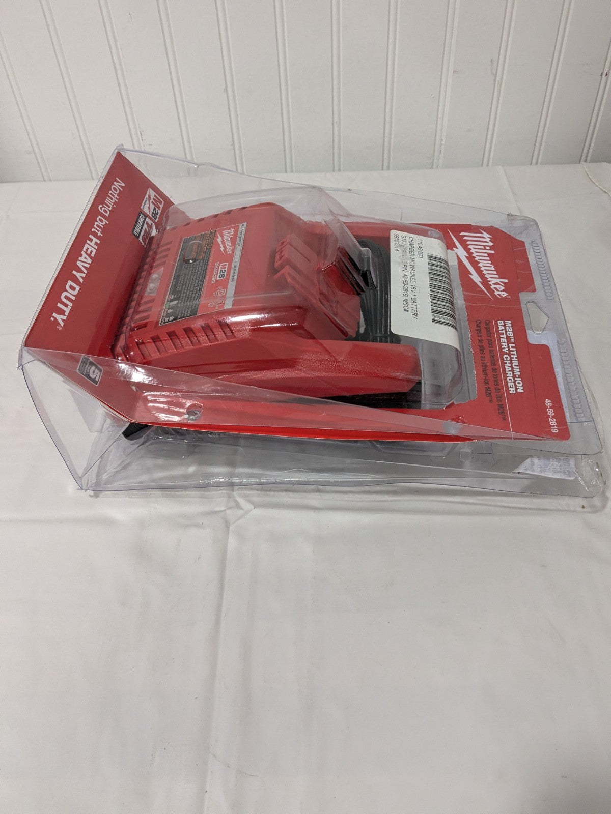 Milwaukee Tool 28-Volt Charger 48-59-2819