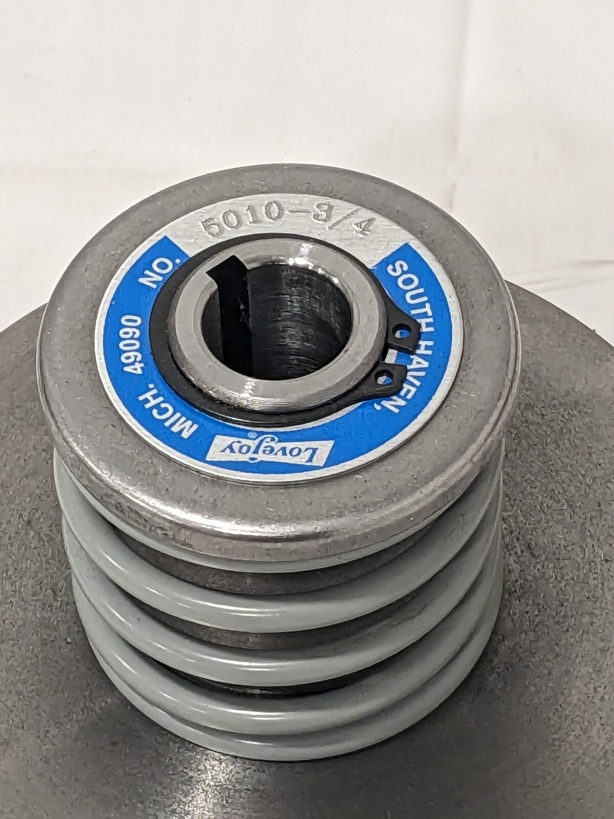 LOVEJOY 1.72" Min Pitch, 3-1/2" Long, 3/4" Inside Diam 6851442709