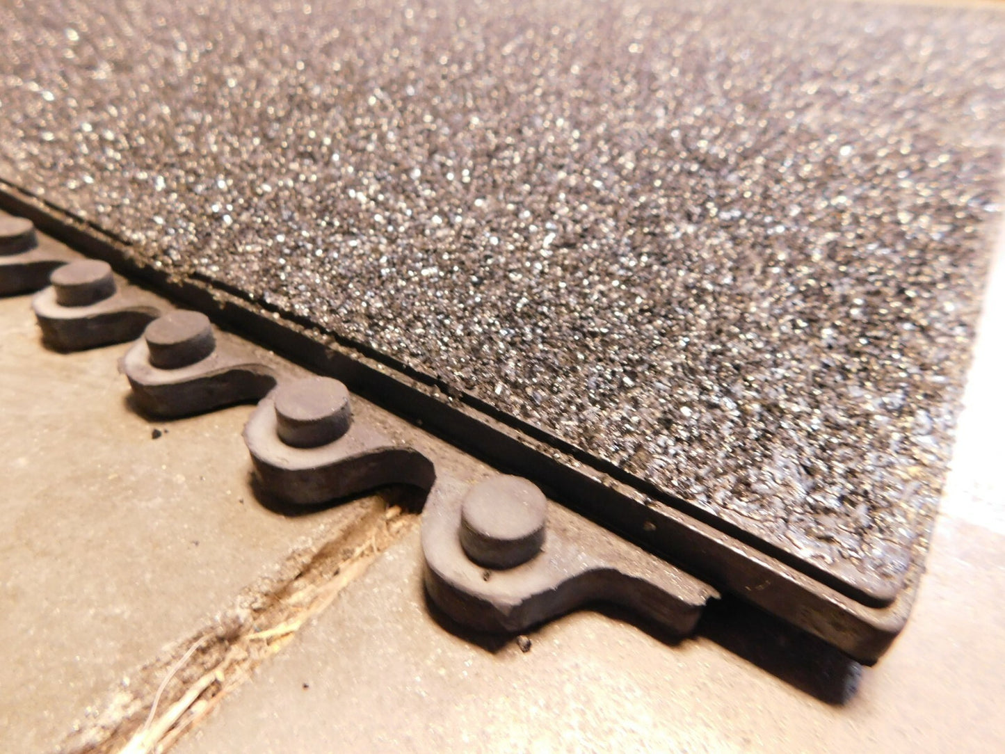 Wearwell Anti-Fatigue Modular Matting Tiles 3' x 3' x 5/8" Thick