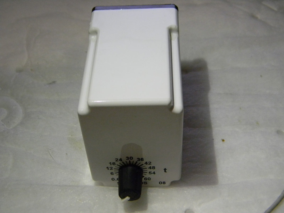 Macromatic 8 Pin 60 sec Multiple Range DPDT Time Delay Relay TR-50228-08