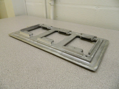 Thomas &amp; Betts Carpet Plate for Floor Boxes 3-Gang 10-5/8" x6-1/8"