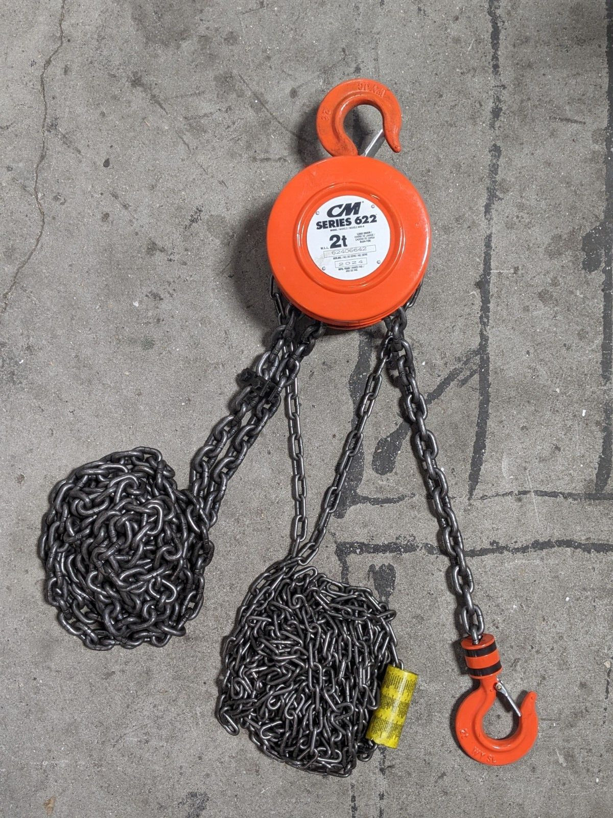 CM Series 622 Manual Hand Chain Hoist 2 Ton Capacity 20 Ft. Max. Lift 2233A