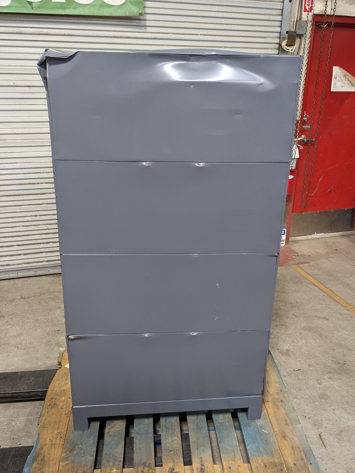 Durham Steel Bin Storage Cabinet 96 Drawer 62 x 34 x 12 022-95 Scratch N Dent