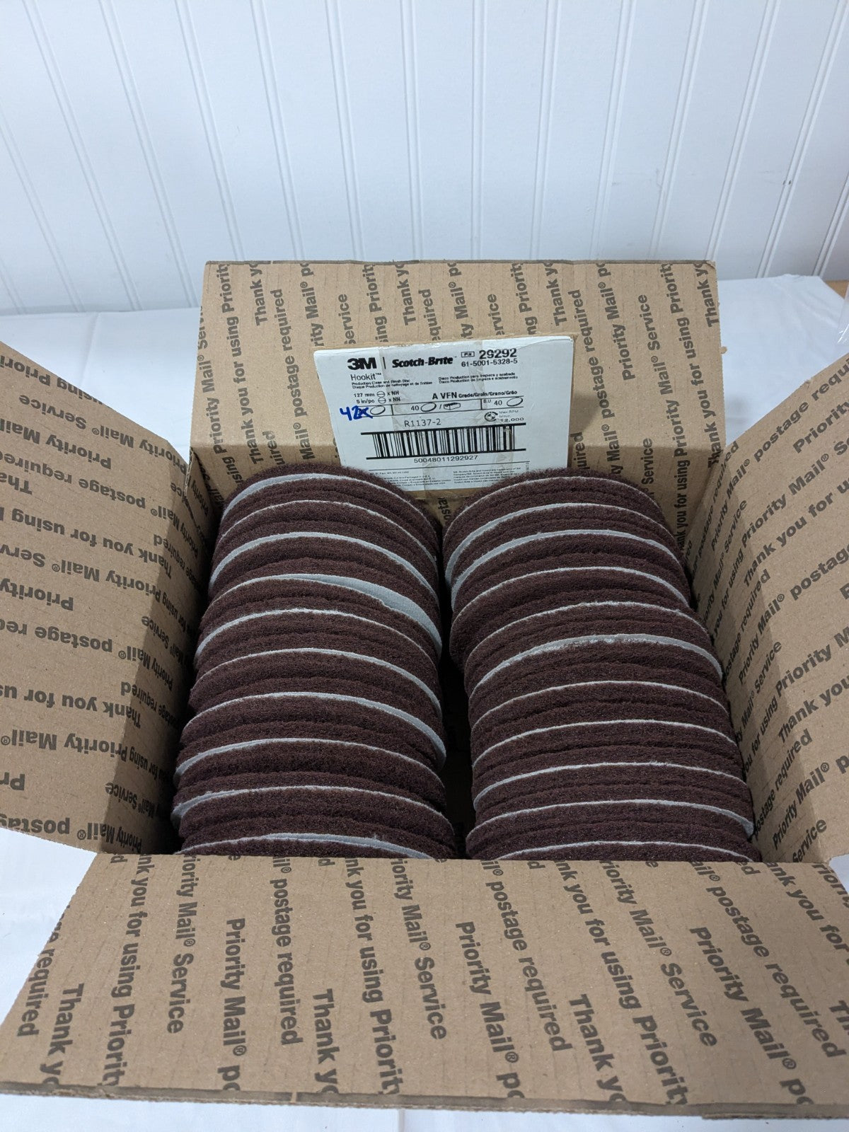 3M Hook &amp; Loop Disc: 5" Dia, Non-Woven, Aluminum Oxide Box of 42 710013