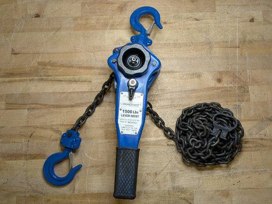WorkSmart Manual Lever Operated Chain Hoist 1500 Lb. Capacity 10 Ft. Lift
