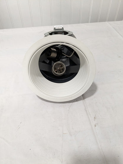 Lightolier Lytecaster Downlighting Recessed Adjustable Accent White 1027WH