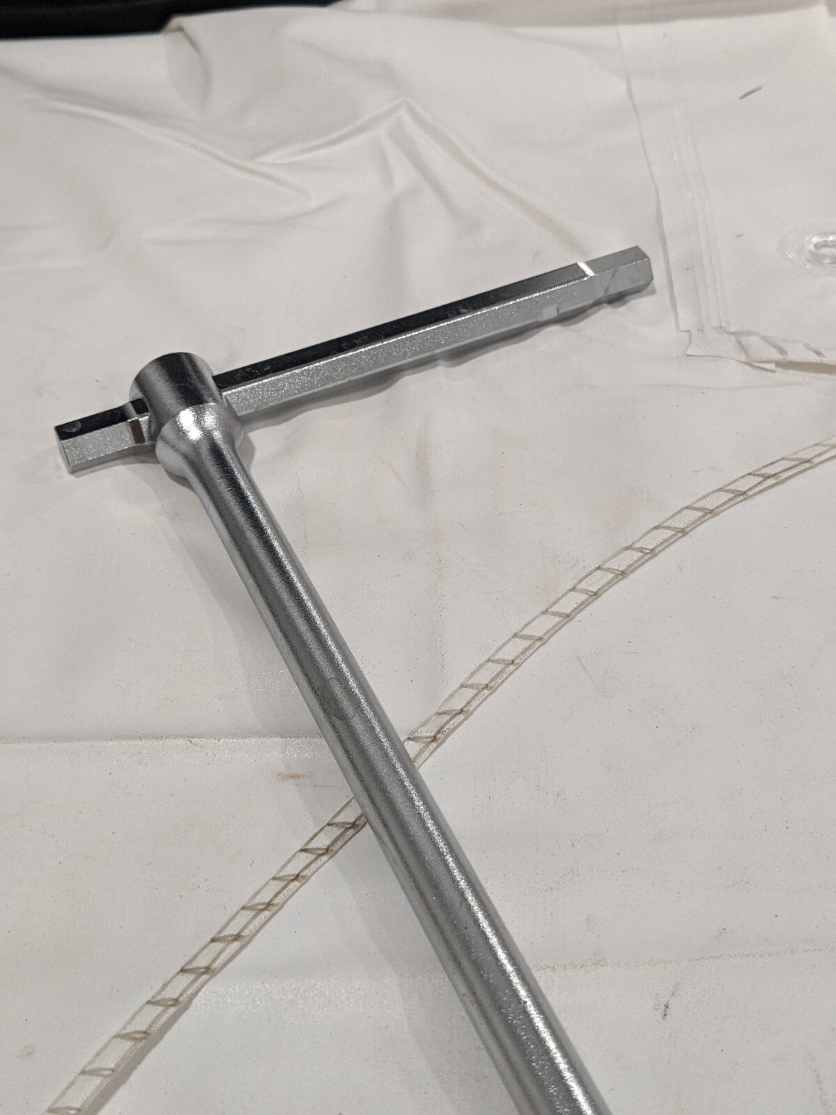 BETA Hex Key: 8.00 mm Hex, Hex End, Sliding T-Handle 009510580