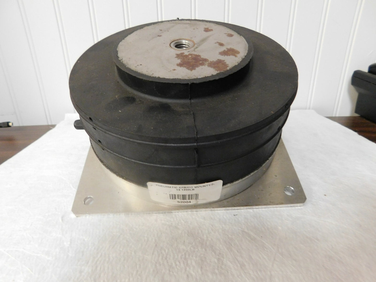 Tech Products Pneumatic Stud Mount Leveling Pad &amp; Mount 52004