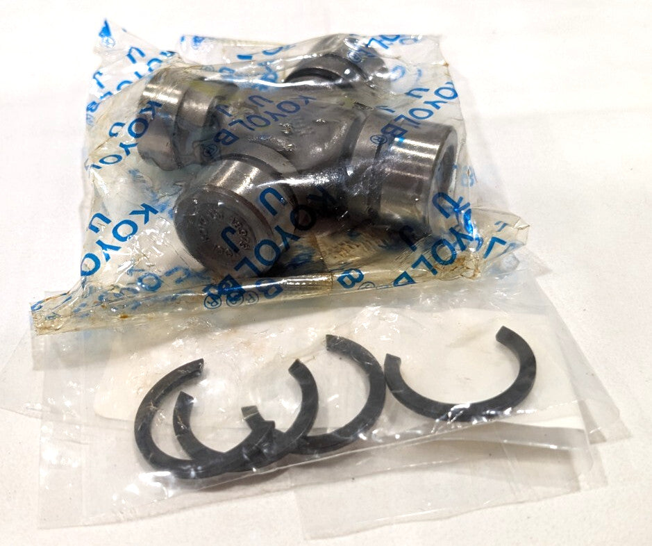 20MM Universal Joint with Retaining Rings  1402-164