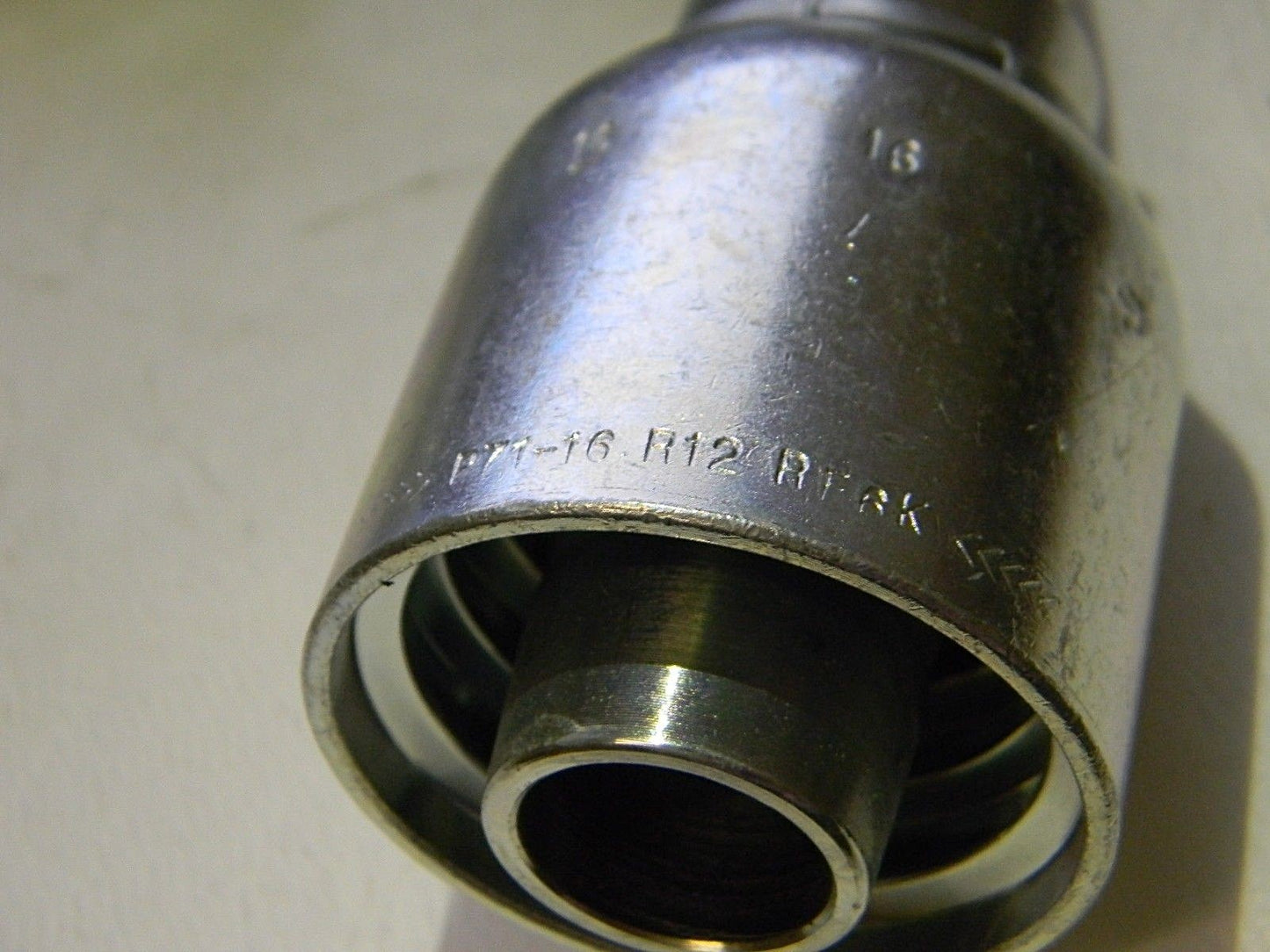 Parker Crimp Hose Fitting Female 71 Series 16 JIC 37 x 1" Qty. 2  13771-16-