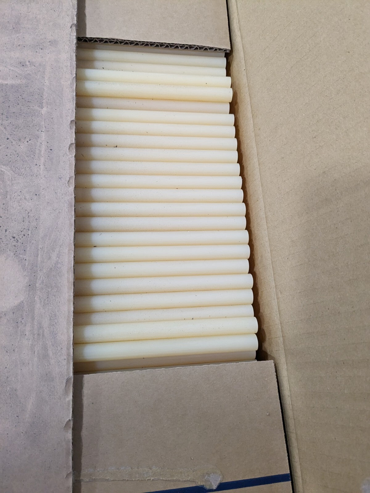 ADHESIVE TECHNOLOGIES Hot Melt Glue Stick: 10" Long, 22 LBS 610-110