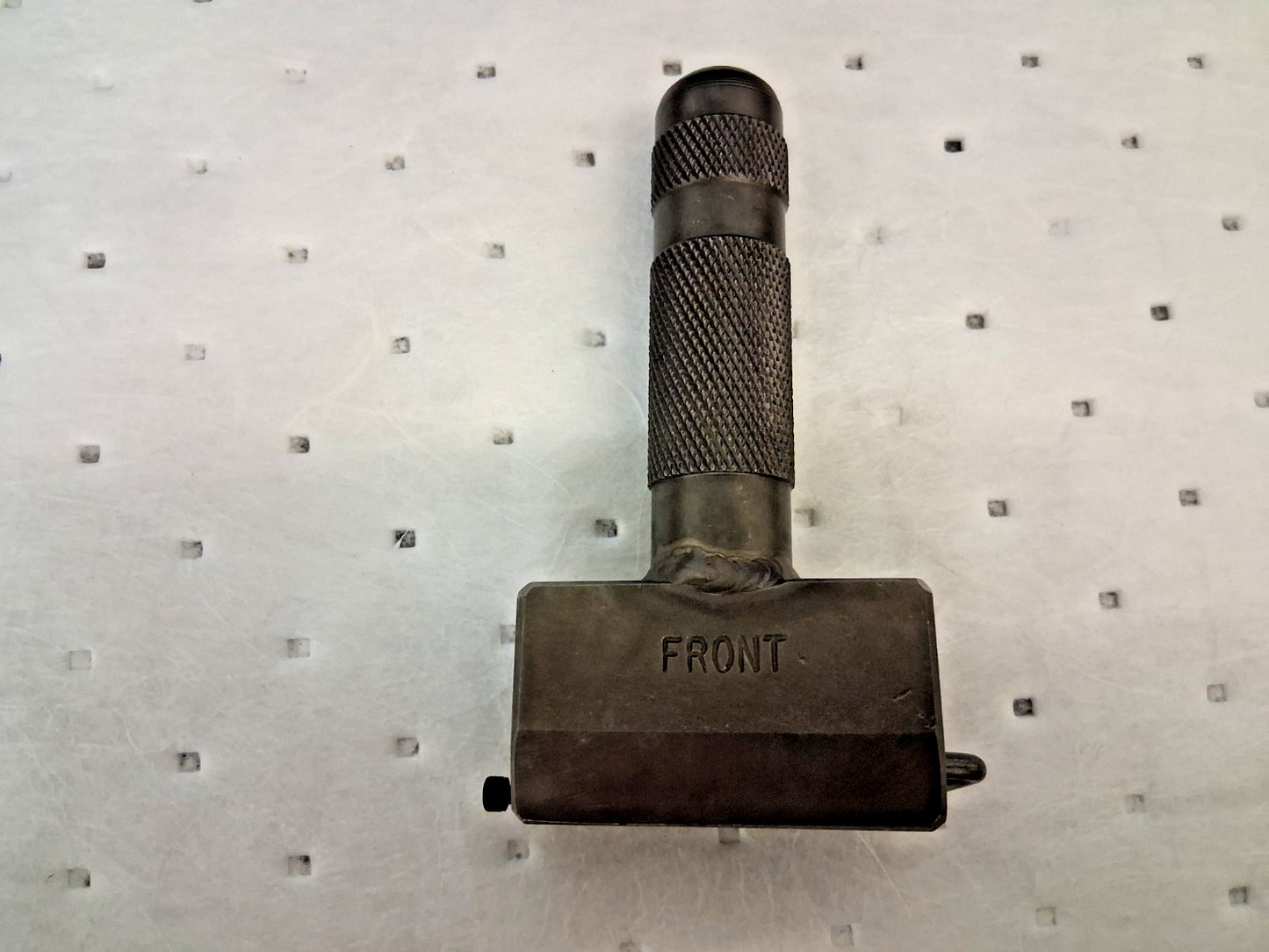 C.H. Hanson 1/8" Character Hand Model Type Holder 27624