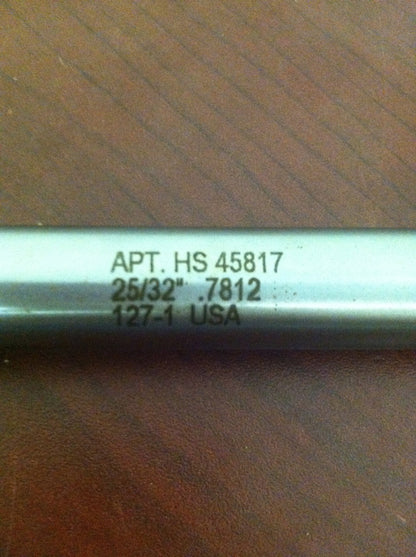 APT 25/32" x 2-1/2" x 99-1/2" 8F HSS SS SF RH Chucking Reamer  01201